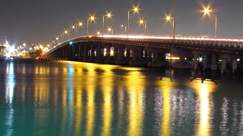 View of Macarthur Causeway at night, Miami